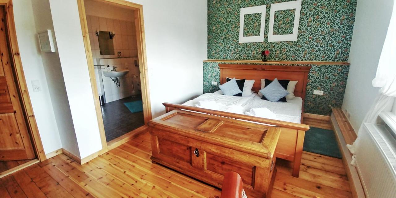 Privathotel Der Schwarze Herrgott No Tv Zellertal Eksteriør bilde